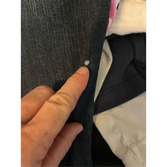 Nine West Bootcut Medium Wash Jeans. Size 6/27 - Picture 7 of 7